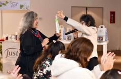 Foto de la galería: Asamblea Just: presentaron la nueva oferta de los cosméticos suizos en Posadas