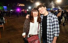 Foto de la galería: Festival Una+: la fiesta cervecera trajo el encuentro con amigos y familias