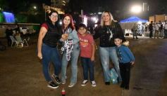 Foto de la galería: Festival Una+: la fiesta cervecera trajo el encuentro con amigos y familias