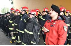 Sixto Fotografías. Sociedad. Policía de Misiones - 93 años de servicio: Bomberos de la Policia de Misiones celebraron un nuevo aniversario