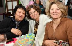 Foto de la galería: Cumple de Lidia Brun: rodeada de los afectos, abrió la casa para el festejo