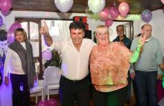 Foto de la galería: Cumple de Lidia Brun: rodeada de los afectos, abrió la casa para el festejo