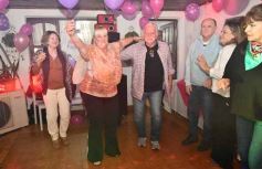 Foto de la galería: Cumple de Lidia Brun: rodeada de los afectos, abrió la casa para el festejo