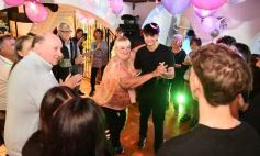 Foto de la galería: Cumple de Lidia Brun: rodeada de los afectos, abrió la casa para el festejo