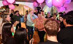 Foto de la galería: Cumple de Lidia Brun: rodeada de los afectos, abrió la casa para el festejo