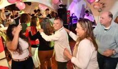 Foto de la galería: Cumple de Lidia Brun: rodeada de los afectos, abrió la casa para el festejo