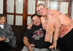 Foto de la galería: Cumple de Lidia Brun: rodeada de los afectos, abrió la casa para el festejo