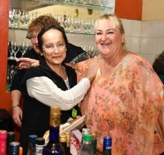 Foto de la galería: Cumple de Lidia Brun: rodeada de los afectos, abrió la casa para el festejo