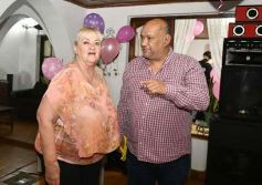 Foto de la galería: Cumple de Lidia Brun: rodeada de los afectos, abrió la casa para el festejo