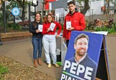 Foto de la galería: Agosto en marcha: con mucha gente amiga sumando buena onda y ritmo a la ciudad 
