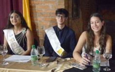 Foto de la galería: Elección Rey y Reina: la Madre abrió la previa para la fiesta de los estudiantes