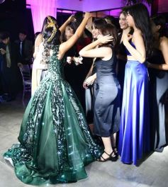 Foto de la galería: Los 15 años de Julia Dauter Larraburu: espectacular celebración en una noche soñada