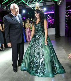 Foto de la galería: Los 15 años de Julia Dauter Larraburu: espectacular celebración en una noche soñada