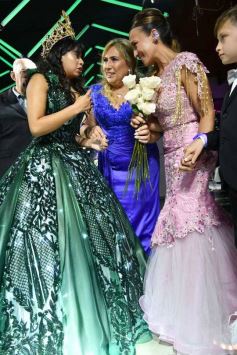 Foto de la galería: Los 15 años de Julia Dauter Larraburu: espectacular celebración en una noche soñada