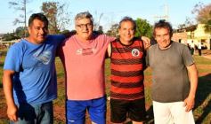 Foto de la galería: Torneo Arañita Trinidad: con las ex glorias en cancha, Villa Cabello gritó campeón