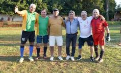 Foto de la galería: Torneo Arañita Trinidad: con las ex glorias en cancha, Villa Cabello gritó campeón