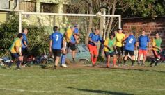 Foto de la galería: Torneo Arañita Trinidad: con las ex glorias en cancha, Villa Cabello gritó campeón