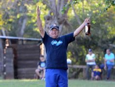 Foto de la galería: Torneo Arañita Trinidad: con las ex glorias en cancha, Villa Cabello gritó campeón