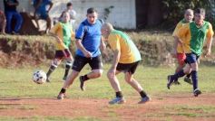 Foto de la galería: Torneo Arañita Trinidad: con las ex glorias en cancha, Villa Cabello gritó campeón