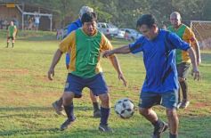 Foto de la galería: Torneo Arañita Trinidad: con las ex glorias en cancha, Villa Cabello gritó campeón