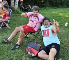 Foto de la galería: Torneo Arañita Trinidad: con las ex glorias en cancha, Villa Cabello gritó campeón