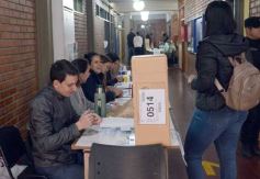 Foto de la galería: Paso 2023: postales del domingo electoral en la ciudad