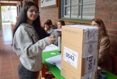 Foto de la galería: Paso 2023: postales del domingo electoral en la ciudad