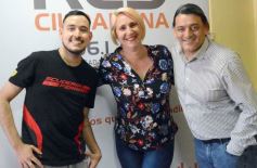 Sixto Fotografías. Sociedad. Varios - Con el trabajo a full:  recorridas en la ciudad con los amigos que se sumaron