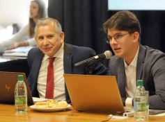 Foto de la galería: Presupuesto 2024: la Legislatura inició el análisis de los fondos para el año que viene