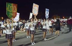 Foto de la galería: Estudiantina 2023: aunque en otro escenario, el entusiasmo estudiantil no faltó en la primera prueba piloto