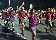 Foto de la galería: Estudiantina 2023: aunque en otro escenario, el entusiasmo estudiantil no faltó en la primera prueba piloto