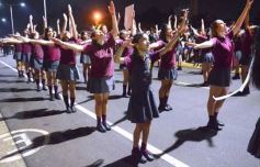 Foto de la galería: Estudiantina 2023: aunque en otro escenario, el entusiasmo estudiantil no faltó en la primera prueba piloto