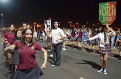 Foto de la galería: Estudiantina 2023: aunque en otro escenario, el entusiasmo estudiantil no faltó en la primera prueba piloto