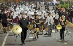Foto de la galería: Estudiantina 2023: aunque en otro escenario, el entusiasmo estudiantil no faltó en la primera prueba piloto