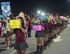 Foto de la galería: Estudiantina 2023: aunque en otro escenario, el entusiasmo estudiantil no faltó en la primera prueba piloto