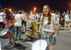 Foto de la galería: Estudiantina 2023: aunque en otro escenario, el entusiasmo estudiantil no faltó en la primera prueba piloto