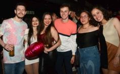 Foto de la galería: Sábado en Vladimir: punto de encuentro y diversión en la noche posadeña