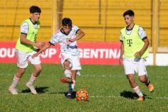Foto de la galería: Youth Cup del Bayern: el talento misionero hizo centro en las semifinales en Santa Inés