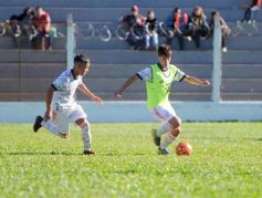 Foto de la galería: Youth Cup del Bayern: el talento misionero hizo centro en las semifinales en Santa Inés