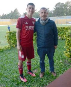 Foto de la galería: Final de la Youth Cup: los 10 de la tierra colorada, en las puertas del Bayern