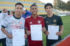 Foto de la galería: Final de la Youth Cup: los 10 de la tierra colorada, en las puertas del Bayern