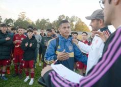 Foto de la galería: Final de la Youth Cup: los 10 de la tierra colorada, en las puertas del Bayern