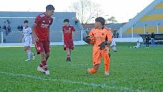 Foto de la galería: Final de la Youth Cup: los 10 de la tierra colorada, en las puertas del Bayern