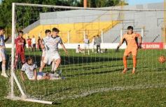Foto de la galería: Final de la Youth Cup: los 10 de la tierra colorada, en las puertas del Bayern