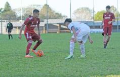 Foto de la galería: Final de la Youth Cup: los 10 de la tierra colorada, en las puertas del Bayern