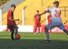 Foto de la galería: Final de la Youth Cup: los 10 de la tierra colorada, en las puertas del Bayern
