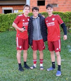 Foto de la galería: Final de la Youth Cup: los 10 de la tierra colorada, en las puertas del Bayern