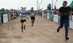 Foto de la galería: Llegada en La Cascada de los participantes de la Maratón Posadas Futura