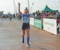 Foto de la galería: Llegada en La Cascada de los participantes de la Maratón Posadas Futura
