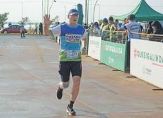 Foto de la galería: Llegada en La Cascada de los participantes de la Maratón Posadas Futura